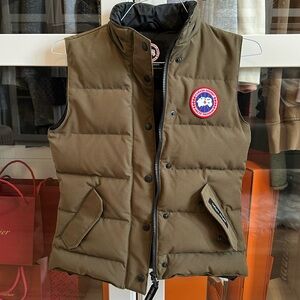 Authentic Canada Goose Vest